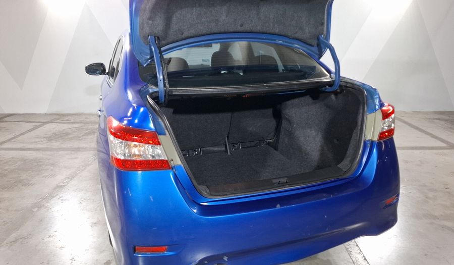 Nissan Sentra 1.8 SR NAVI CVT Sedan 2015