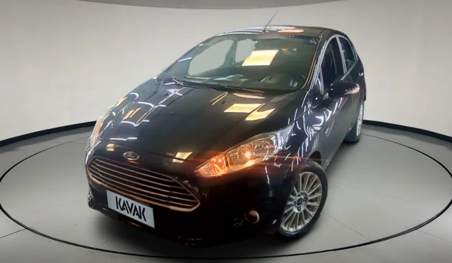 Ford Fiesta Kinetic Design 1.6 SE Hatchback 2014