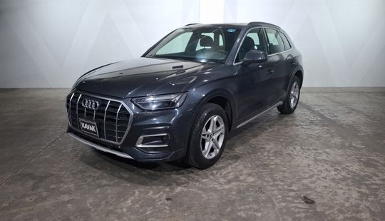 Audi • Q5