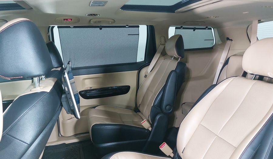 Kia Sedona 3.3 SXL AUTO Minivan 2019