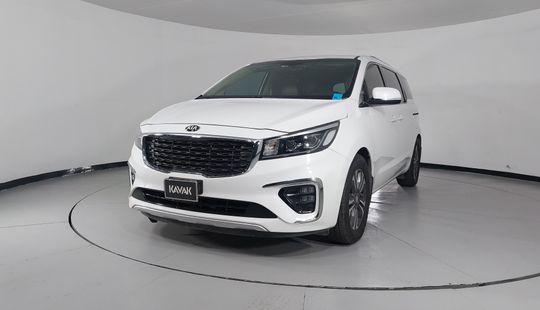 Kia • Sedona