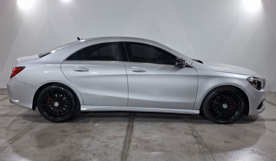Mercedes Benz Clase Cla 2.0 CLA 250 CGI SPORT AT Coupe 2017