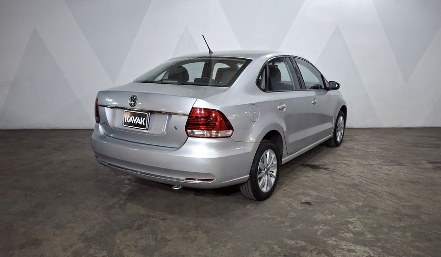 Volkswagen Vento 1.6 COMFORTLINE TIPTRONIC Sedan 2017
