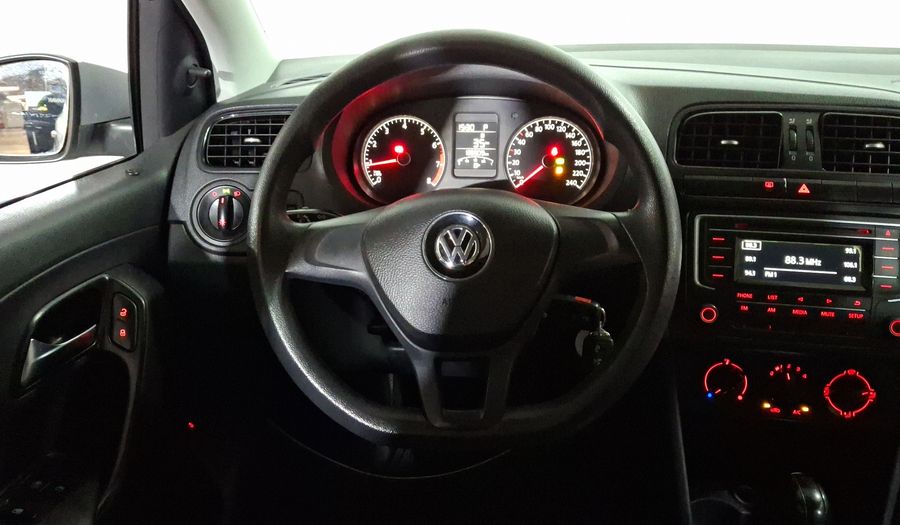 Volkswagen Vento 1.6 COMFORTLINE TIPTRONIC Sedan 2017