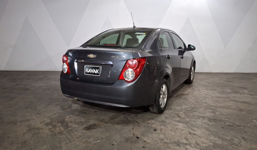 Chevrolet Sonic 1.6 MT D LT Sedan 2013