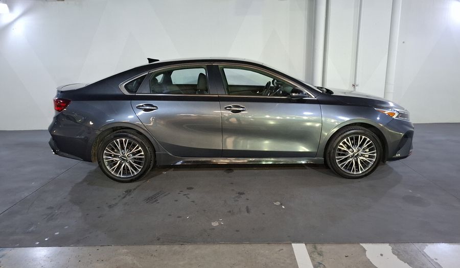 Kia Forte 1.6 GT DCT Sedan 2024