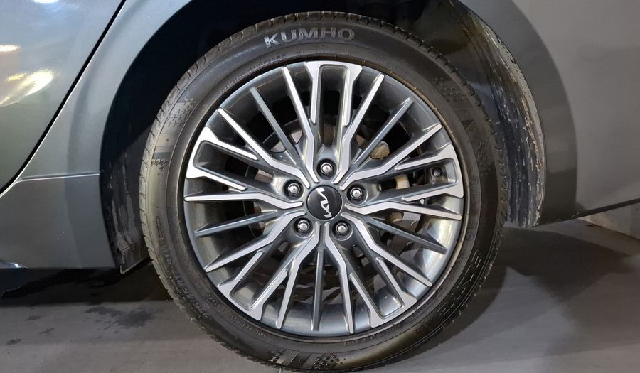 Kia Forte 1.6 GT DCT Sedan 2024