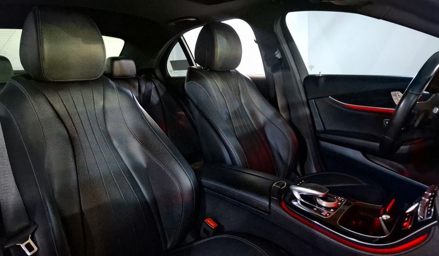 Mercedes Benz Clase E 2.0 200 EXCLUSIVE AUTO Sedan 2019