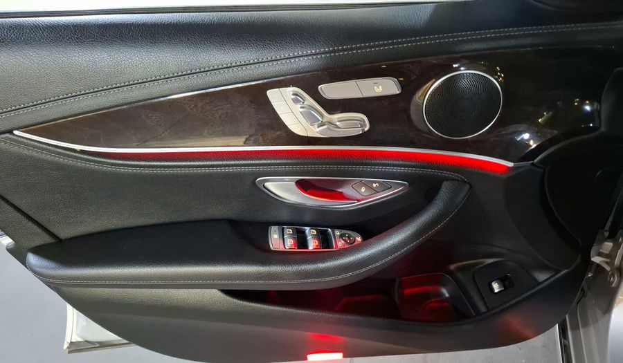 Mercedes Benz Clase E 2.0 200 EXCLUSIVE AUTO Sedan 2019