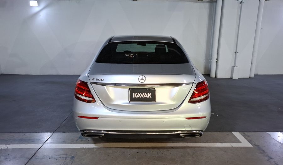 Mercedes Benz Clase E 2.0 200 EXCLUSIVE AUTO Sedan 2019