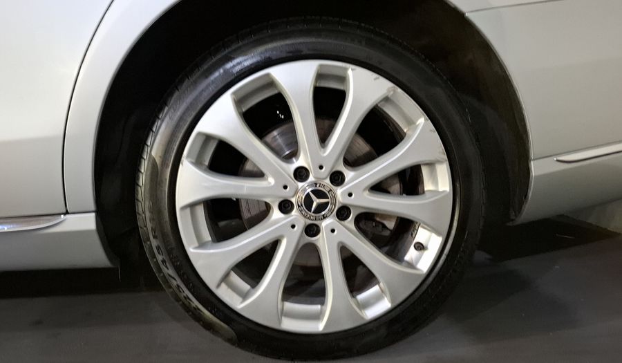 Mercedes Benz Clase E 2.0 200 EXCLUSIVE AUTO Sedan 2019