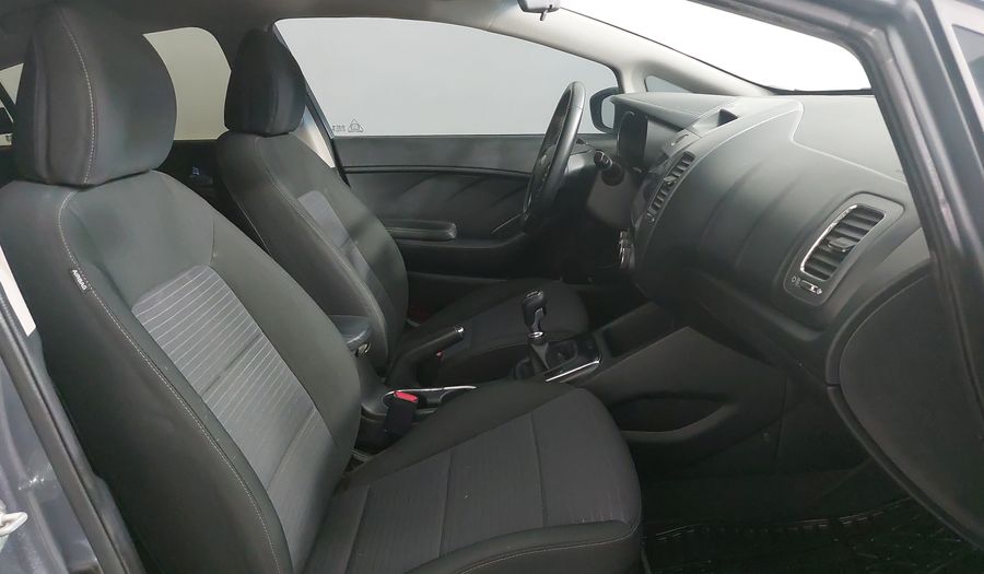 Kia Forte 2.0 EX Sedan 2018