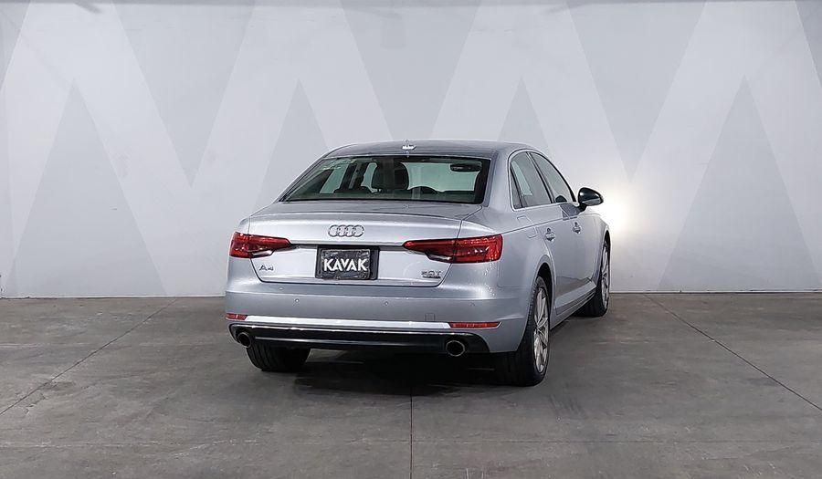 Audi A4 2.0 TFSI ELITE S-TRONIC QUATTRO Sedan 2017