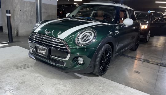 Mini • Cooper