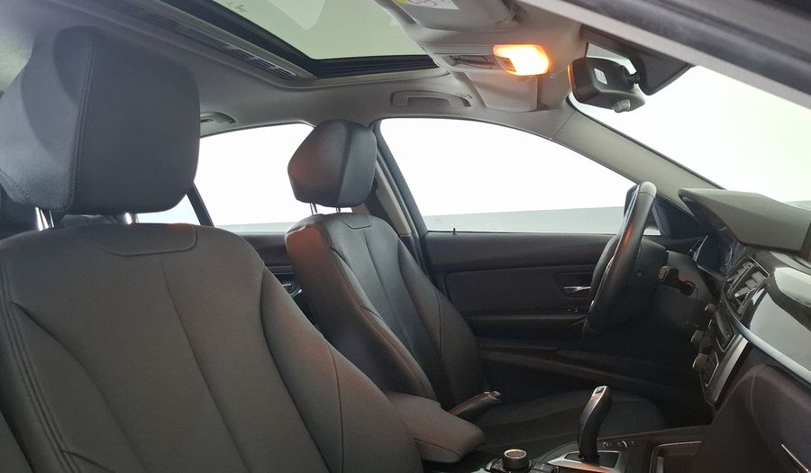 Bmw Serie 3 2.0 320IA LUXURY LINE Sedan 2015