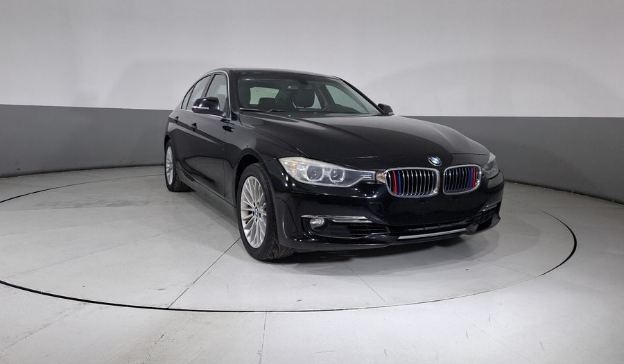 Bmw Serie 3 2.0 320IA LUXURY LINE Sedan 2015