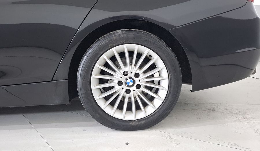 Bmw Serie 3 2.0 320IA LUXURY LINE Sedan 2015