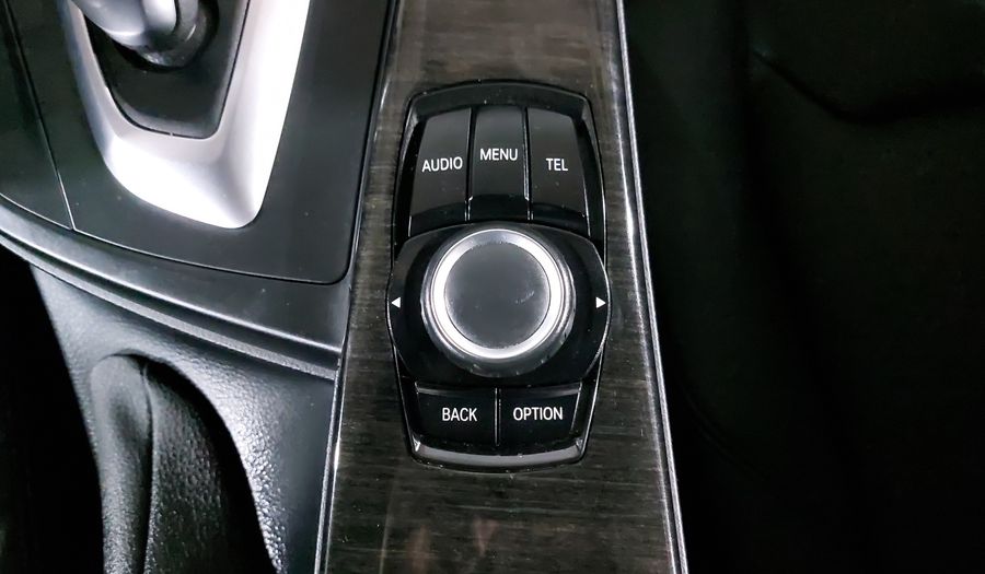 Bmw Serie 3 2.0 320IA LUXURY LINE Sedan 2015