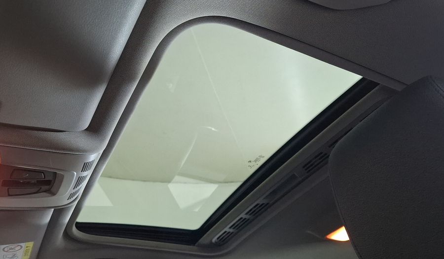 Bmw Serie 3 2.0 320IA LUXURY LINE Sedan 2015