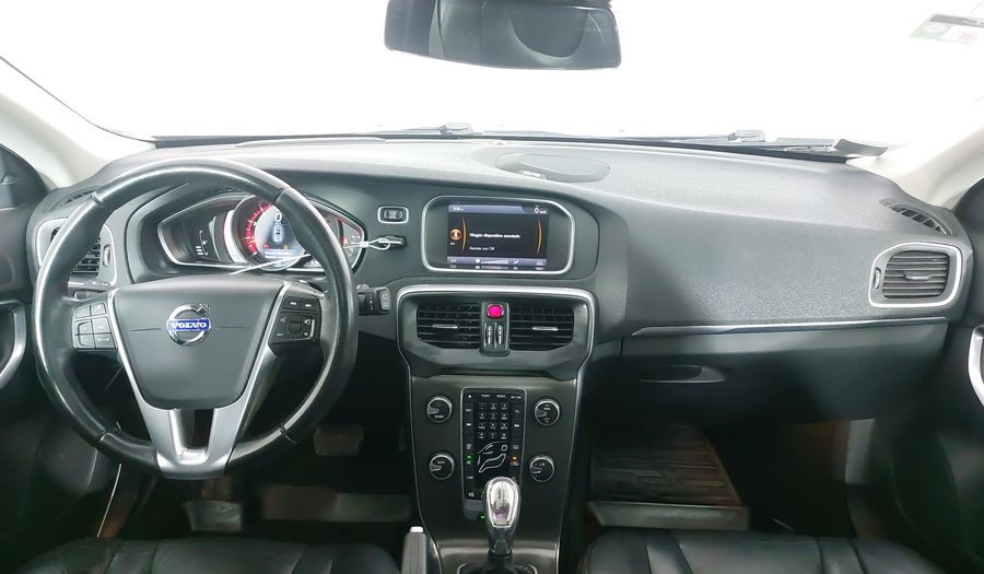 Volvo V40 2.5 T5 AWD INSPIRATION AT Hatchback 2013