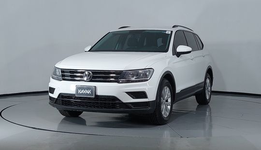 Volkswagen • Tiguan