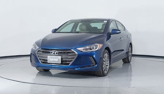 2017 • 90,588 km • Automático