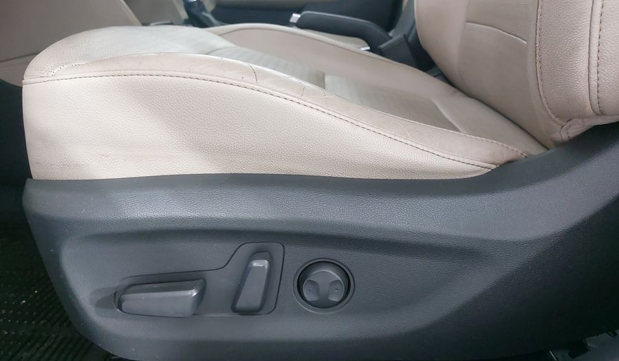 Hyundai Elantra 2.0 LIMITED TECH NAVI AT Sedan 2017