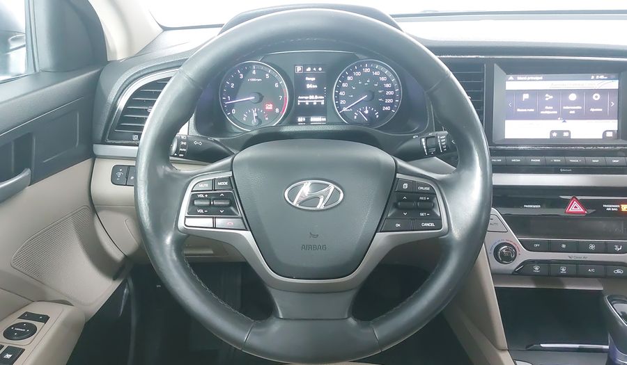 Hyundai Elantra 2.0 LIMITED TECH NAVI AT Sedan 2017