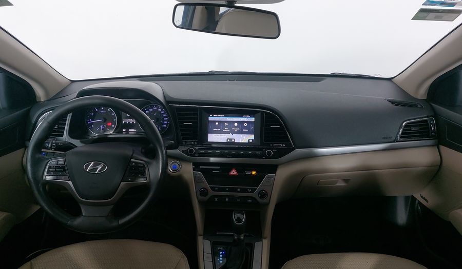 Hyundai Elantra 2.0 LIMITED TECH NAVI AT Sedan 2017