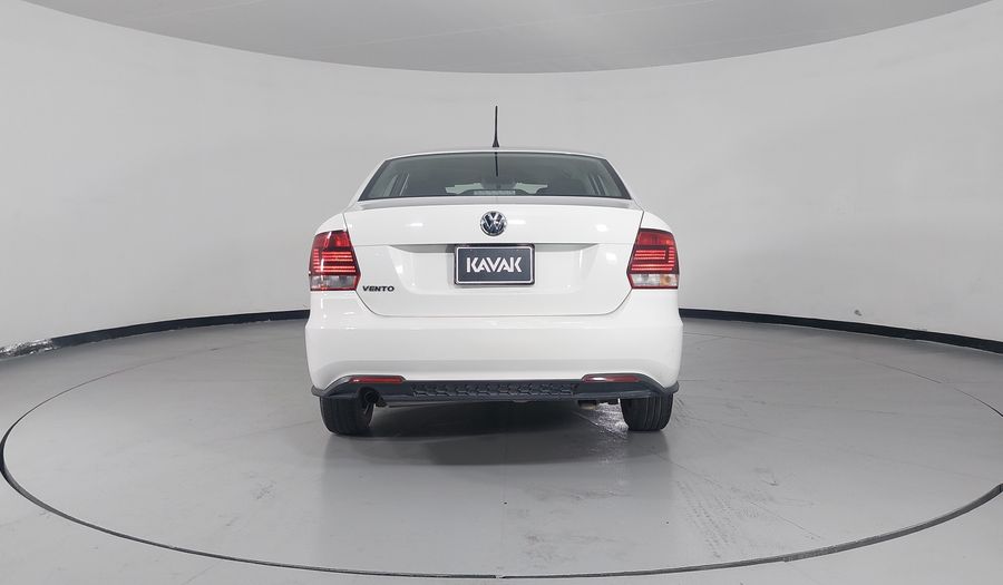 Volkswagen Vento 1.6 STARTLINE AUTO Sedan 2021
