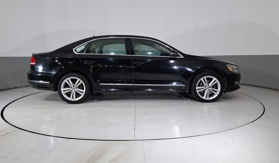 Volkswagen Passat 3.6 V6 TIPTRONIC Sedan 2015
