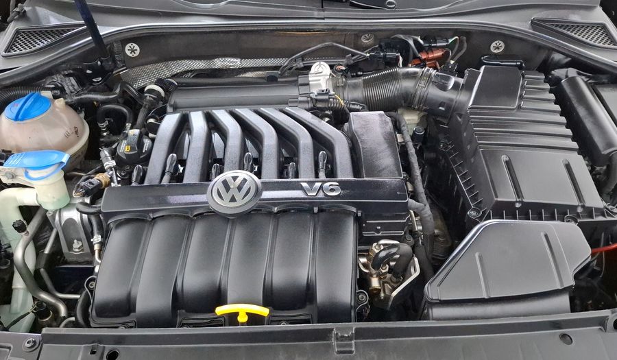 Volkswagen Passat 3.6 V6 TIPTRONIC Sedan 2015