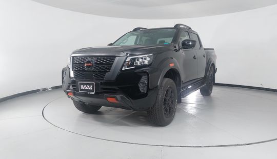Nissan • Frontier