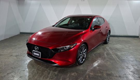 Mazda • Mazda 3