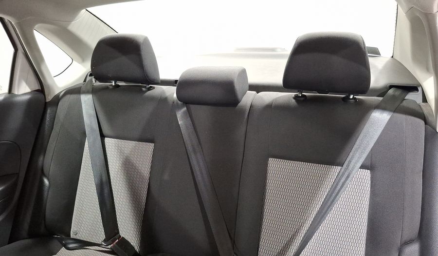 Volkswagen Vento 1.6 ACTIVE TIPTRONIC Sedan 2014