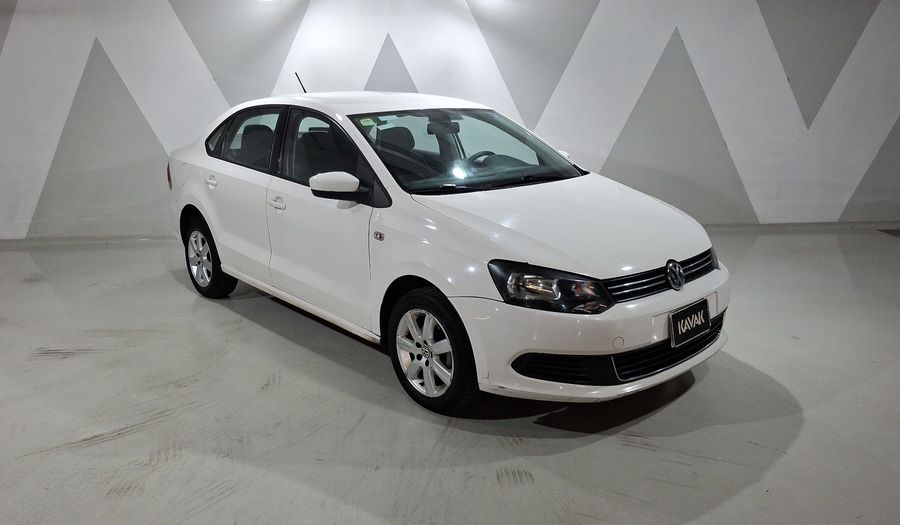 Volkswagen Vento 1.6 ACTIVE TIPTRONIC Sedan 2014