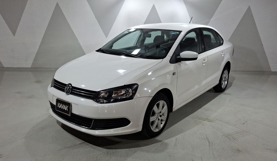 Volkswagen Vento 1.6 ACTIVE TIPTRONIC Sedan 2014
