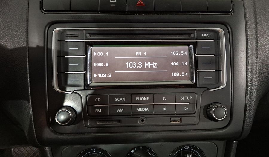 Volkswagen Vento 1.6 ACTIVE TIPTRONIC Sedan 2014