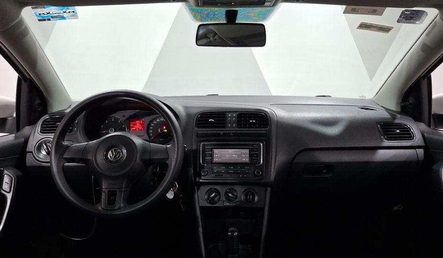 Volkswagen Vento 1.6 ACTIVE TIPTRONIC Sedan 2014