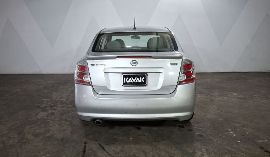 Nissan Sentra 2.0 SR CVT Sedan 2012
