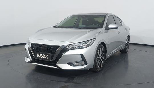 Nissan • Sentra