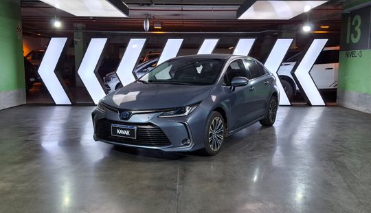 Toyota • Corolla