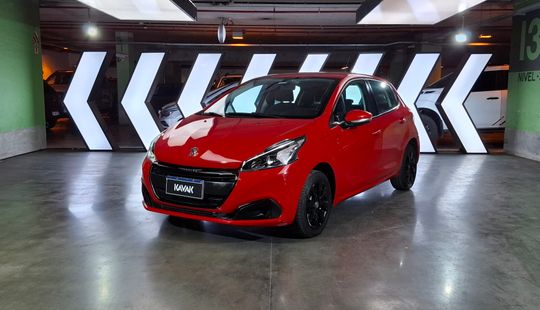 Peugeot • 208