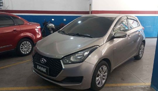 Hyundai • HB20