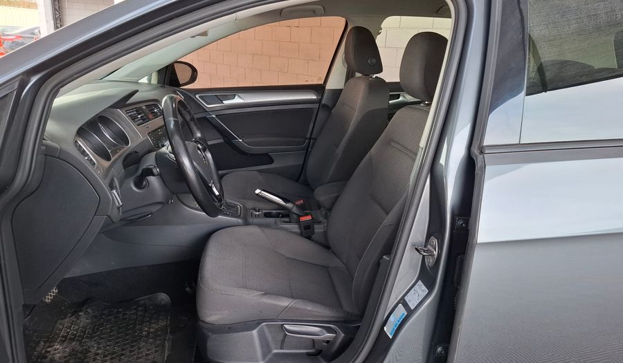 Volkswagen Golf 1.4 TSI COMFORTLINE DSG Hatchback 2017