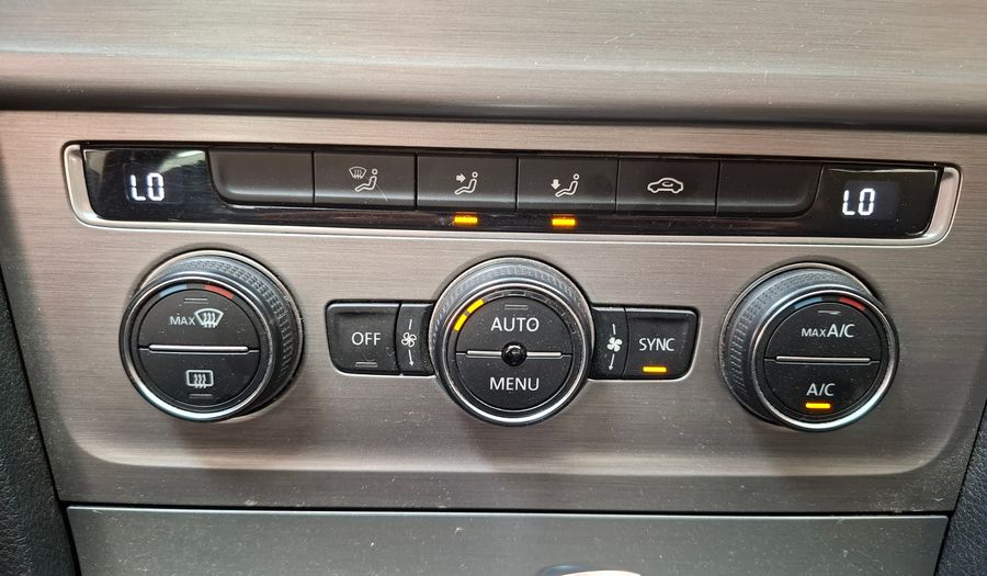 Volkswagen Golf 1.4 TSI COMFORTLINE DSG Hatchback 2017