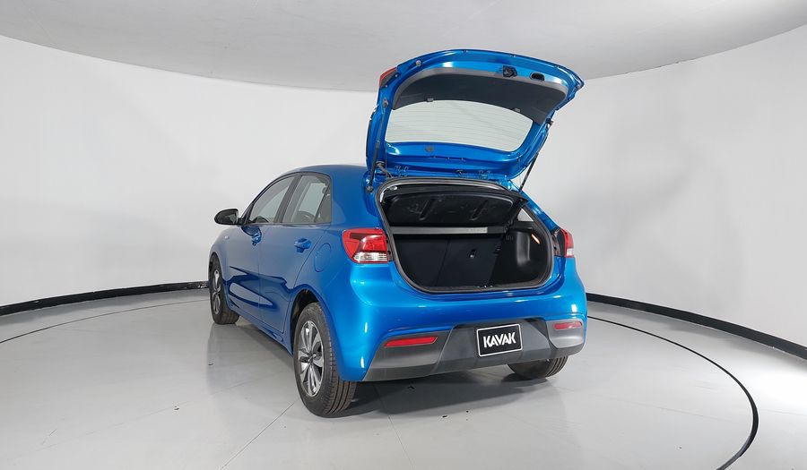 Kia Rio 1.6 LX Hatchback 2022