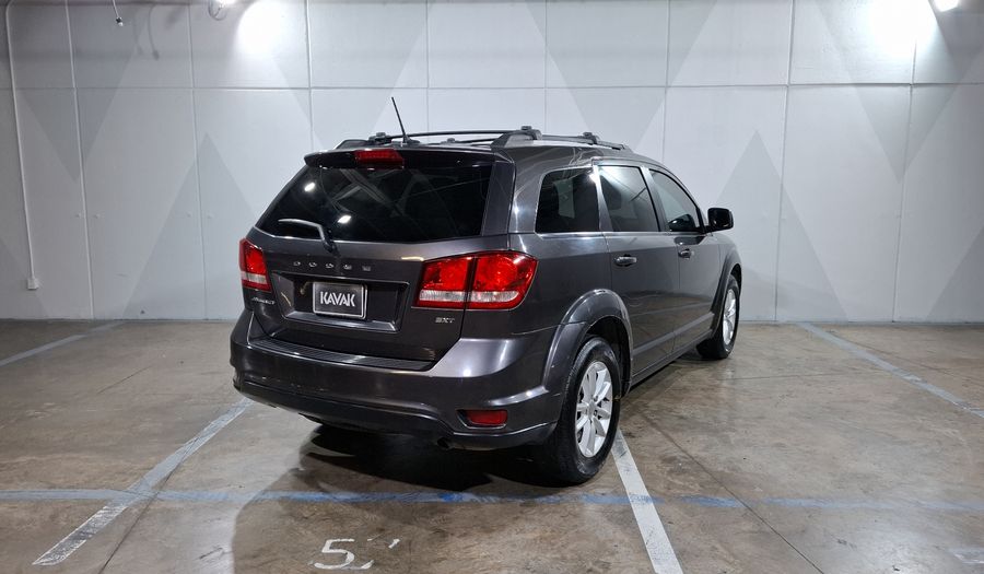 Dodge Journey 2.4 SXT+ 7 LUJO Suv 2016