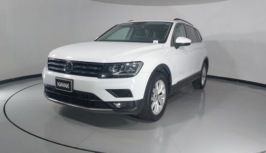 Volkswagen • Tiguan