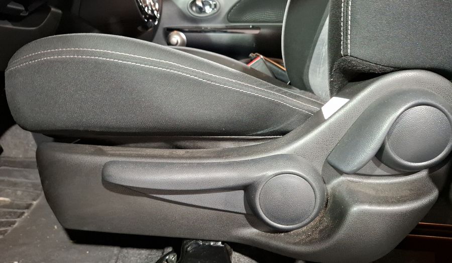 Nissan March 1.6 ADVANCE AUTO Hatchback 2023